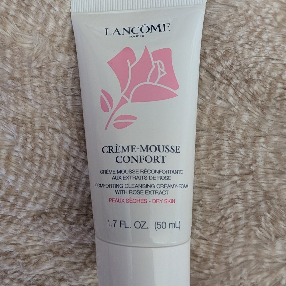 LANCOME Creme Mousse Confort Cleaning Foam Rose Extract Dry Skin‎ 1.7 fl oz 50mL